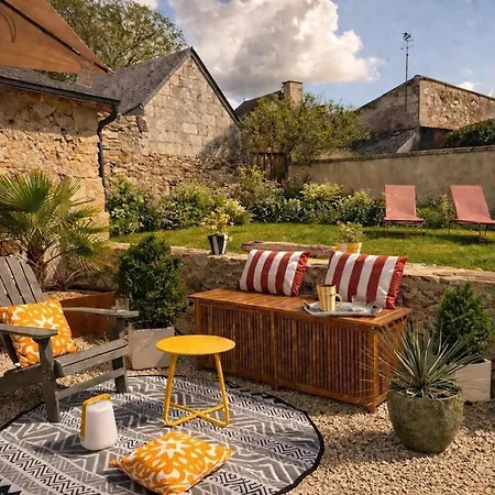 Pause Bucolique Dans Ancienne Cuisine Prieurale Сasa de vacaciones Saint-Remy-la-Varenne